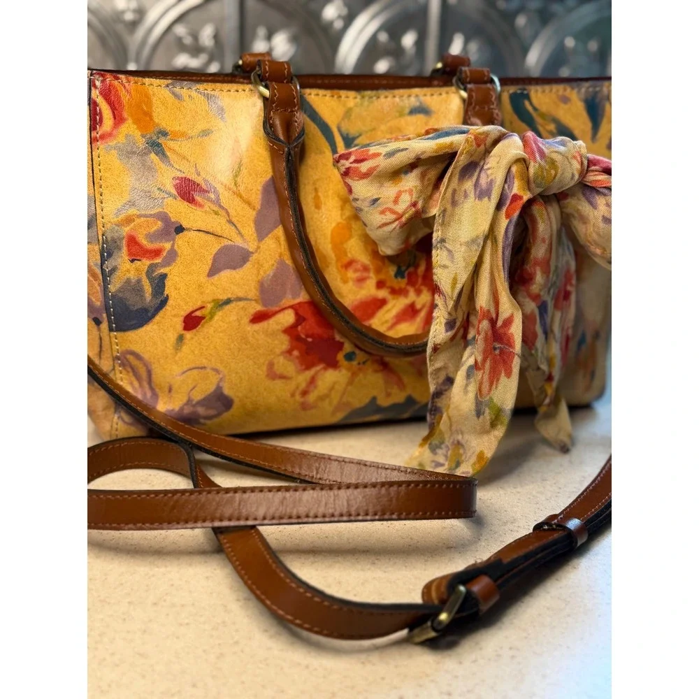 Patricia Nash Aileen Leather Top Handle Satchel Aegean Blooms Floral Handbag OS